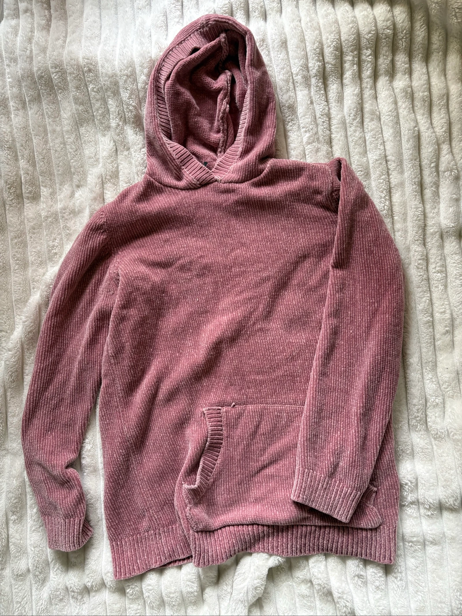 Pull sweat à capuche côtelé vieux rose